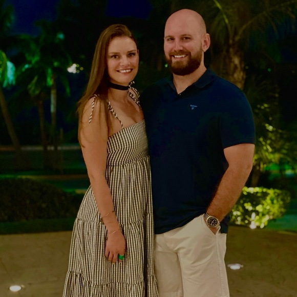 Meet your Posher, Taylor - Picture 2 of 6